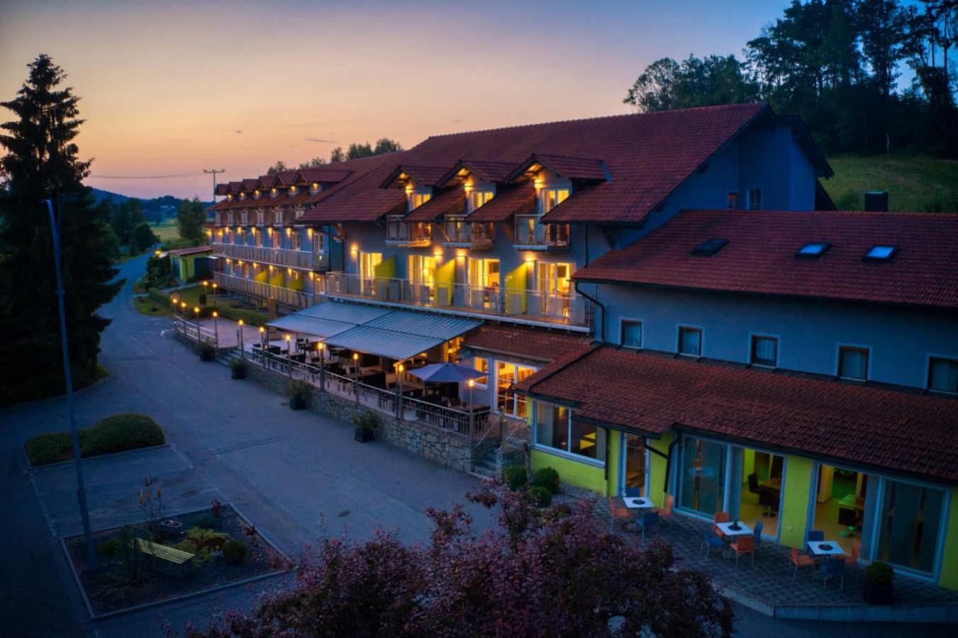 Hotel & Spa Reibener-Hof Konzell Exterior photo